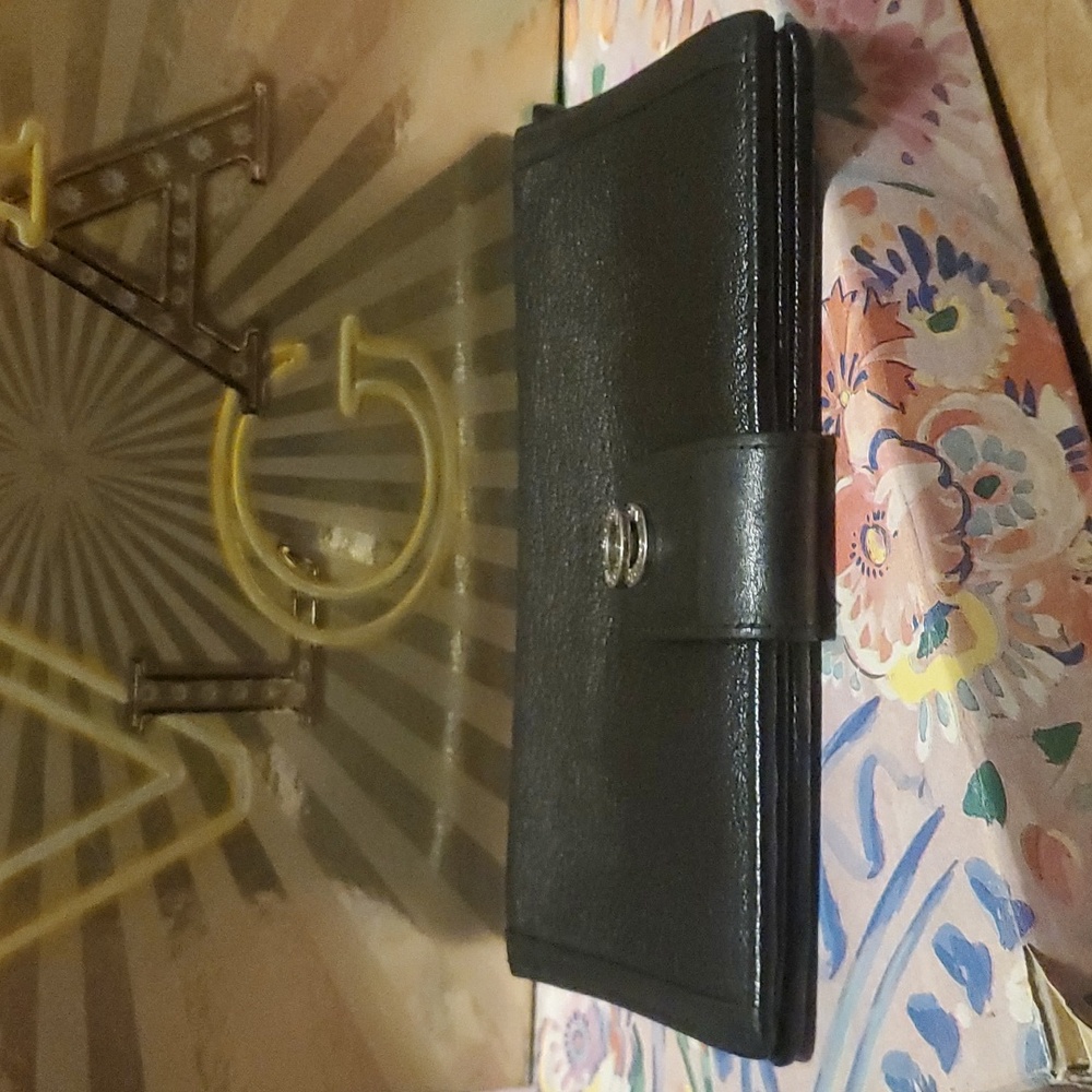 Bvlgari Long Wallet - Picture 7 of 15